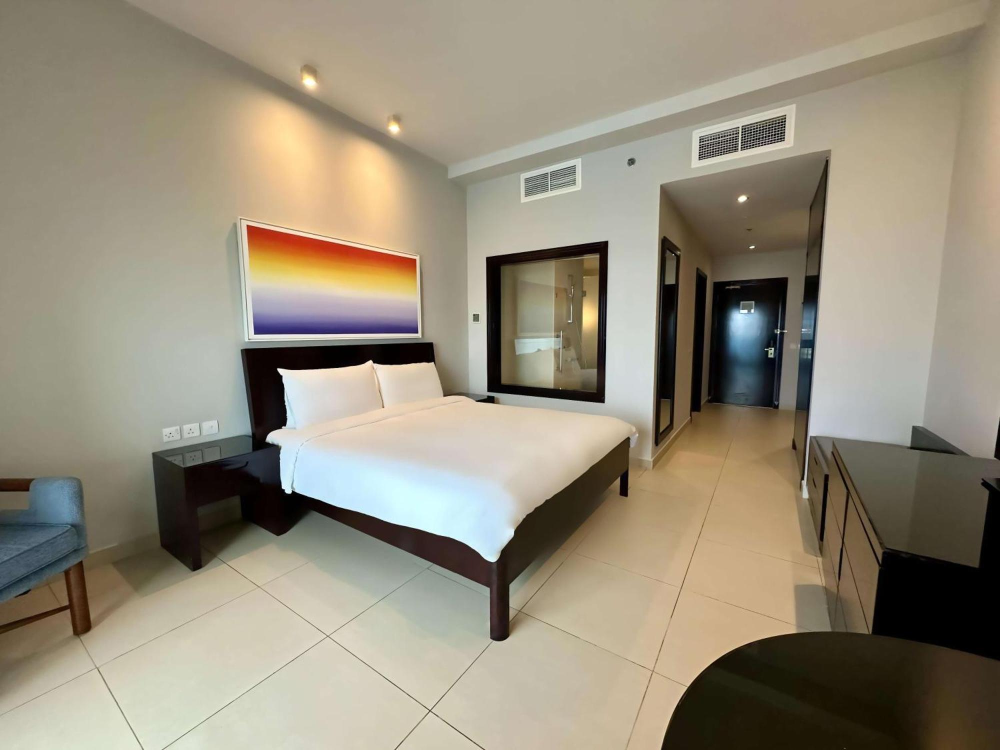 Radisson Blu Resort, Fujairah Ngoại thất bức ảnh A room at the hotel